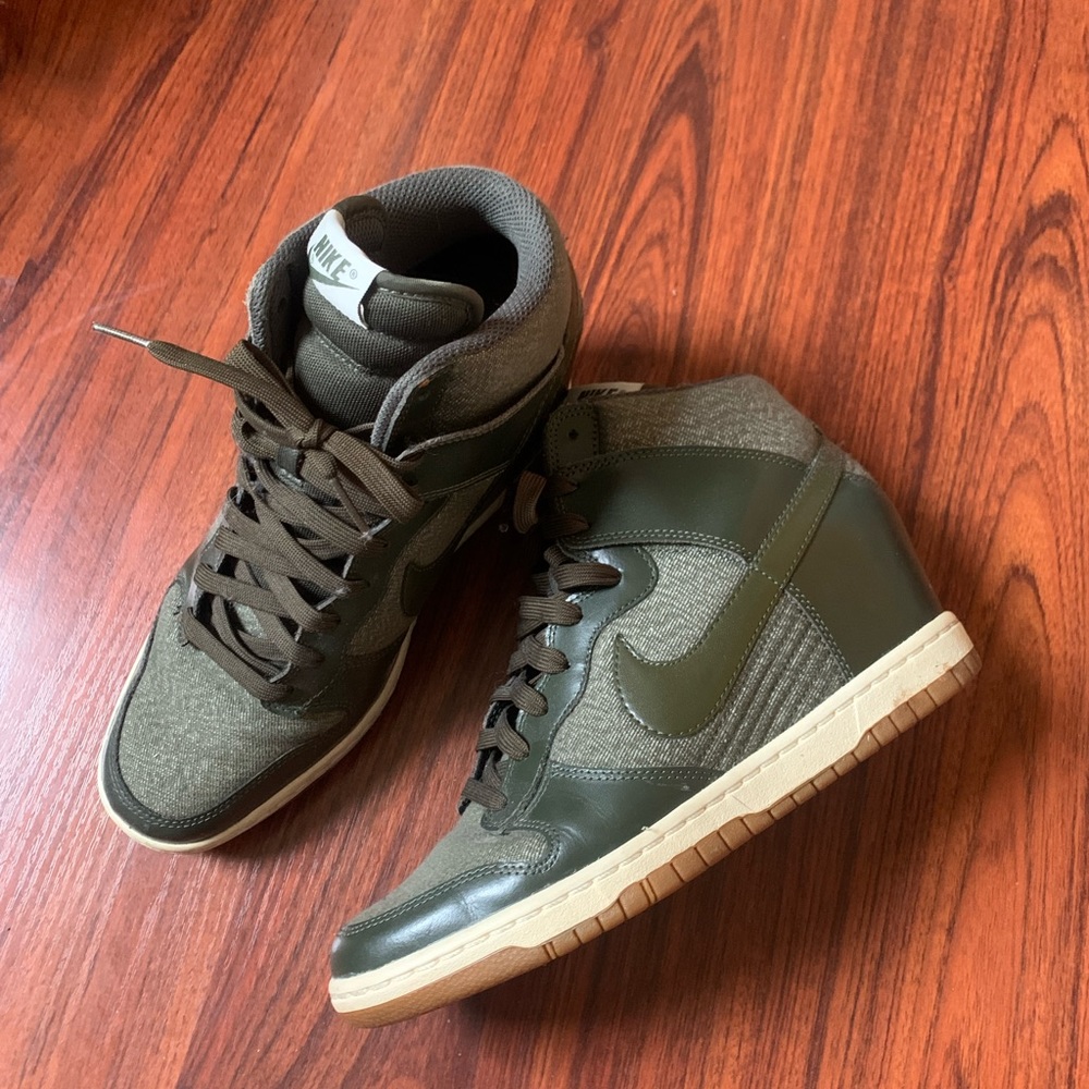 Nike wedges